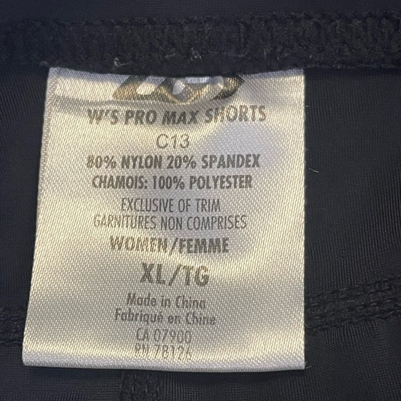 GARNEAU BIKE SHORTS - Picture 3 of 3